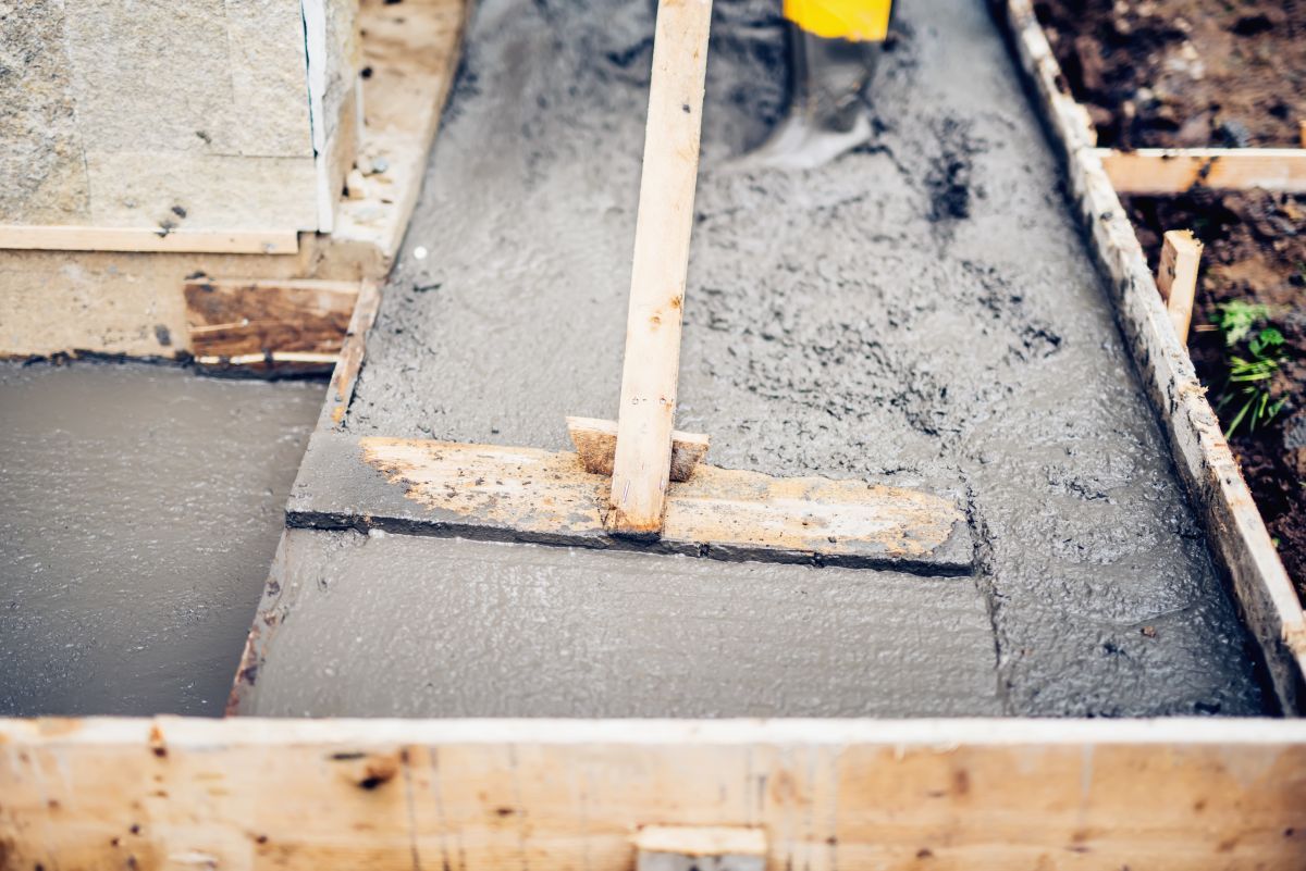 Turnarea șapei de beton: Ghid pas cu pas pentru un proiect reușit